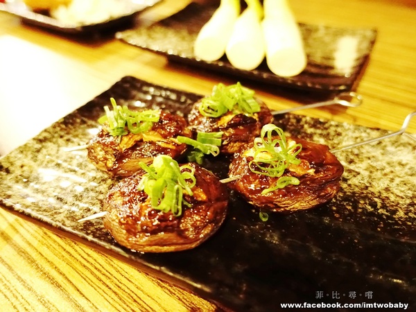 串燒-殿:【捷運美食】串燒-殿 放鬆小酌的深夜食堂 美酒+燒烤 人生就該這麼美好! 串燒-殿:【捷運美食】串燒-殿 放鬆小酌的深夜食堂 美酒+燒烤 人生就該這麼美好!