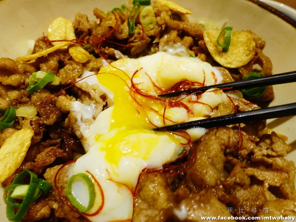 MACCHA HOUSE 抺茶館(ATT4FUN 信義館)： 【捷運美食】Maccha House 信義抹茶館 來自日本京都正統抹茶商品 鹹食、甜點豐富餐點總能滿足抹茶控的你~~