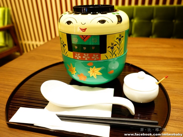 MACCHA HOUSE 抺茶館(ATT4FUN 信義館)： 【捷運美食】Maccha House 信義抹茶館 來自日本京都正統抹茶商品 鹹食、甜點豐富餐點總能滿足抹茶控的你~~