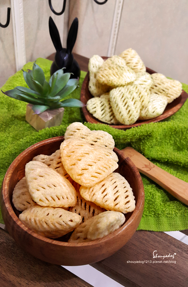 卡滋4D心爆薯球：【餅乾零食】嫩感雞汁X鮮脆海苔 立體少女心 卡滋 4D心爆薯球