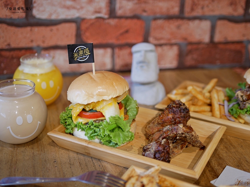 澎湃酥炸雞腿堡、泡菜豬肉堡吃起來『米樂福 Miller Food』巨蛋商圈人氣早午餐推薦！高雄美食｜瑞豐商圈｜高雄早午餐 - 曼達愛吃鬼