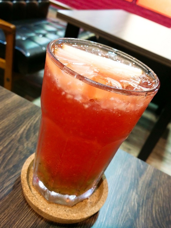 先喝咖啡(高雄大遠百)：First, Coffee 先喝咖啡-高雄大遠百