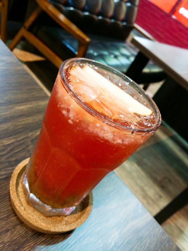 先喝咖啡(高雄大遠百)：First, Coffee 先喝咖啡-高雄大遠百