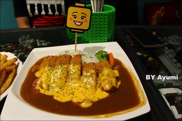 公主樂糕殿：［食記］好吃又好玩！【公主樂糕殿】－樂高主題餐廳、餐點精緻又好吃～超推薦大小朋友一起來玩來享受美食！！！