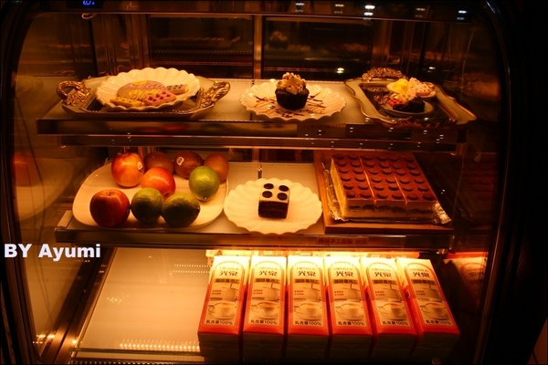 公主樂糕殿：［食記］好吃又好玩！【公主樂糕殿】－樂高主題餐廳、餐點精緻又好吃～超推薦大小朋友一起來玩來享受美食！！！