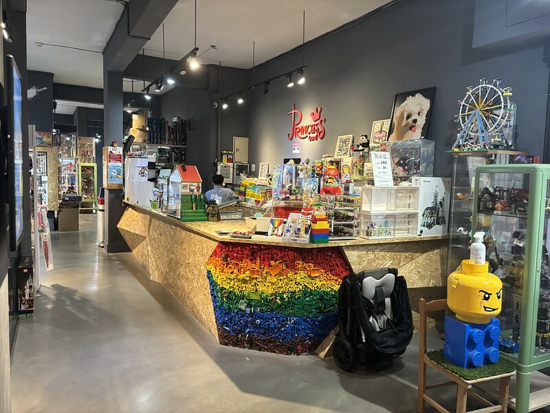 新北土城樂高親子餐廳,公主樂糕殿,樂高遊戲室豐富好玩,餐點也好拍好吃!(附菜單價位)