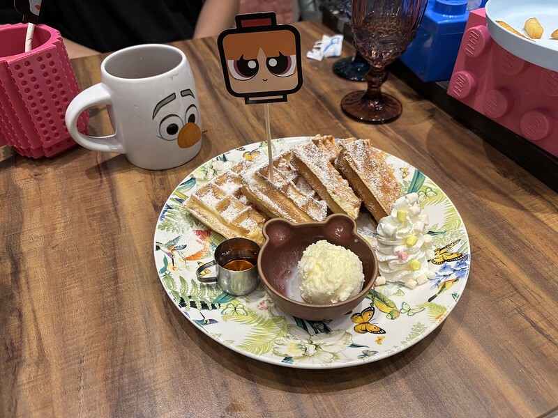 新北土城樂高親子餐廳,公主樂糕殿,樂高遊戲室豐富好玩,餐點也好拍好吃!(附菜單價位)