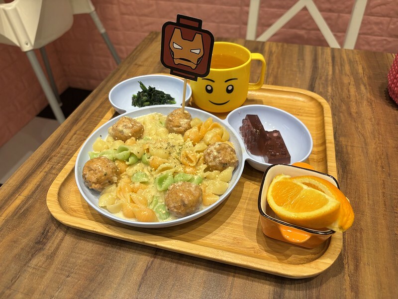 新北土城樂高親子餐廳,公主樂糕殿,樂高遊戲室豐富好玩,餐點也好拍好吃!(附菜單價位)