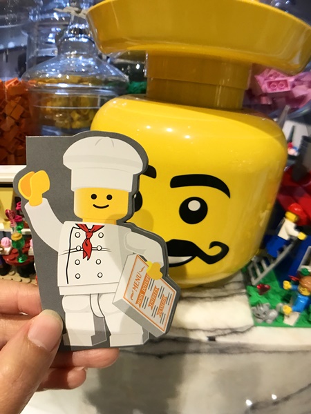 公主樂糕殿：全台最大樂高店！公主樂糕殿樂高親子主題餐廳 讓你一邊欣賞樂高作品一邊享用美食的樂高天堂 趕快來挖寶吧！(文末抽獎)