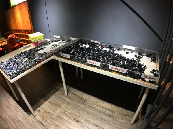 公主樂糕殿：全台最大樂高店！公主樂糕殿樂高親子主題餐廳 讓你一邊欣賞樂高作品一邊享用美食的樂高天堂 趕快來挖寶吧！(文末抽獎)