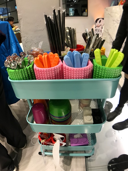 公主樂糕殿：全台最大樂高店！公主樂糕殿樂高親子主題餐廳 讓你一邊欣賞樂高作品一邊享用美食的樂高天堂 趕快來挖寶吧！(文末抽獎)