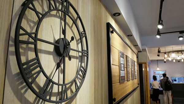 【台南市-中西區】高CP值的平底鍋端上桌啦！『濰克早午餐-五妃店』插旗臺南大學美食街，份量大內容多~揪揪同學吃早午餐的好去處^Q^~