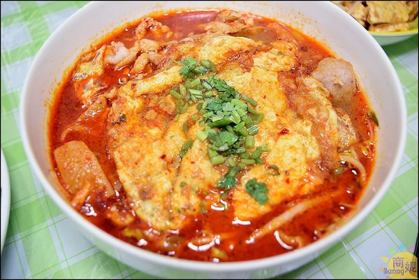 泰小葉泰式風味小食(原:泰小葉泰國米粉湯專賣店):台中北屯超人氣平價泰式小吃。泰小葉。銅板價就能吃的心滿意足!@商妮吃喝遊樂