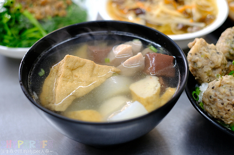 台中中式,台中好吃,台中小吃,台中美食,台中麵食,立偉麵食,立偉麵食 太原路 @強生與小吠的Hyper人蔘~