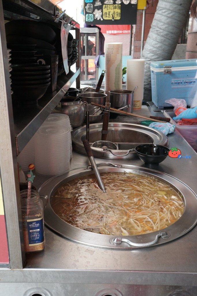 台中三麵一吃 立偉麵食