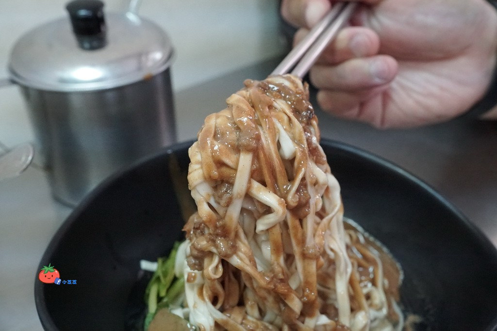 台中三麵一吃 立偉麵食