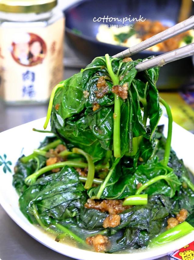 台味海陸全餐這裡吃~還有一麵三吃、菜頭粿四兄弟,傳統好味道就在台中立偉麵食 台味海陸全餐這裡吃~還有一麵三吃、菜頭粿四兄弟,傳統好味道就在台中立偉麵食