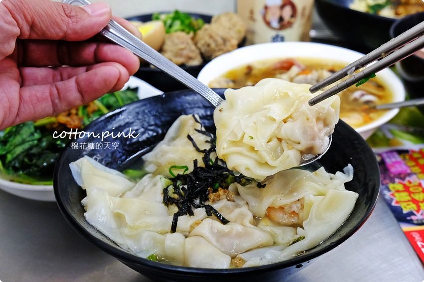 台味海陸全餐這裡吃~還有一麵三吃、菜頭粿四兄弟,傳統好味道就在台中立偉麵食 台味海陸全餐這裡吃~還有一麵三吃、菜頭粿四兄弟,傳統好味道就在台中立偉麵食