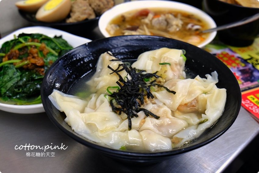 台味海陸全餐這裡吃~還有一麵三吃、菜頭粿四兄弟,傳統好味道就在台中立偉麵食 台味海陸全餐這裡吃~還有一麵三吃、菜頭粿四兄弟,傳統好味道就在台中立偉麵食