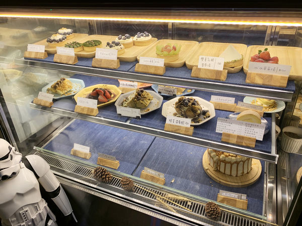 【台北。食】呷滴 Jia Dee_不限時、超多種甜點、蛋糕訂製咖啡廳甜點店|中山區_捷運松江南京站