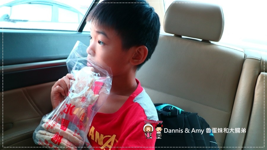 20170521《新竹名產》充滿回憶吃了會想哭的古早味水潤餅。德龍商店。城隍廟。竹蓮寺有在賣! ︱新竹美食? (影片) (7).jpg