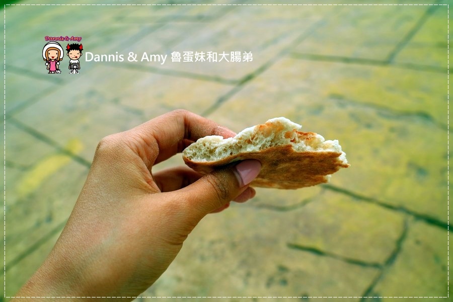 20170521《新竹名產》充滿回憶吃了會想哭的古早味水潤餅。德龍商店。城隍廟。竹蓮寺有在賣! ︱新竹美食? (影片) (3).jpg