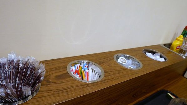 【台南市-中西區美食】與歐爸相遇在『Caffebene海安藝文門市』灬♥ω♥灬來自韓國純正原汁原味的韓風餐飲店~ヾ(〃^∇^)ﾉ