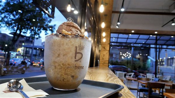 【台南市-中西區美食】與歐爸相遇在『Caffebene海安藝文門市』灬♥ω♥灬來自韓國純正原汁原味的韓風餐飲店~ヾ(〃^∇^)ﾉ