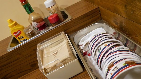 【台南市-中西區美食】與歐爸相遇在『Caffebene海安藝文門市』灬♥ω♥灬來自韓國純正原汁原味的韓風餐飲店~ヾ(〃^∇^)ﾉ