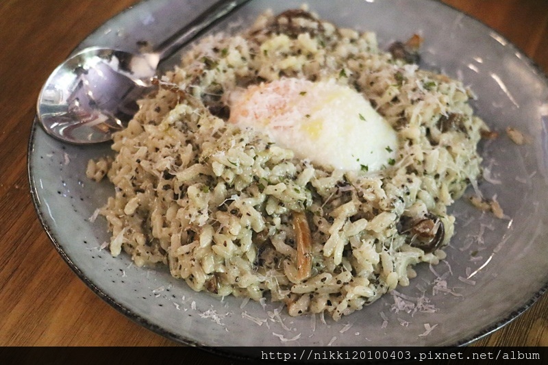 GUMGUM Beer %26; Wings (35).JPG