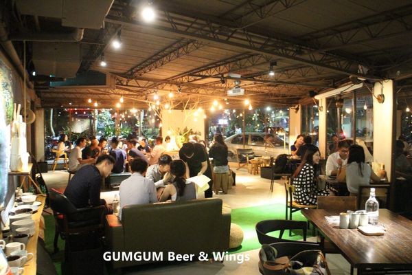 1060919-GUMGUM Beer & Wings-02
