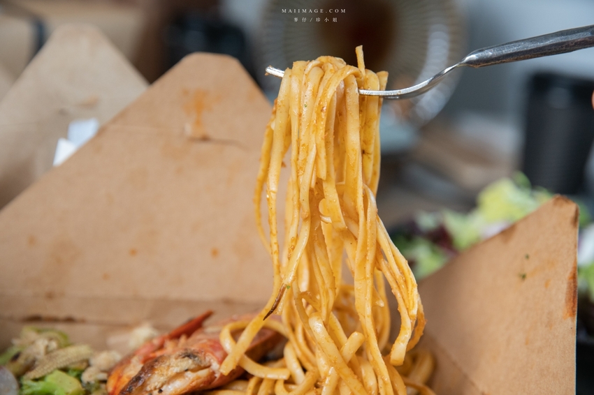 台北外帶美食|GUMGUM外帶外送餐酒館料理輕鬆品嚐,防疫一起加油、從在家吃雞做起,台北信義區外帶外送推薦 @麥仔の攝影手札