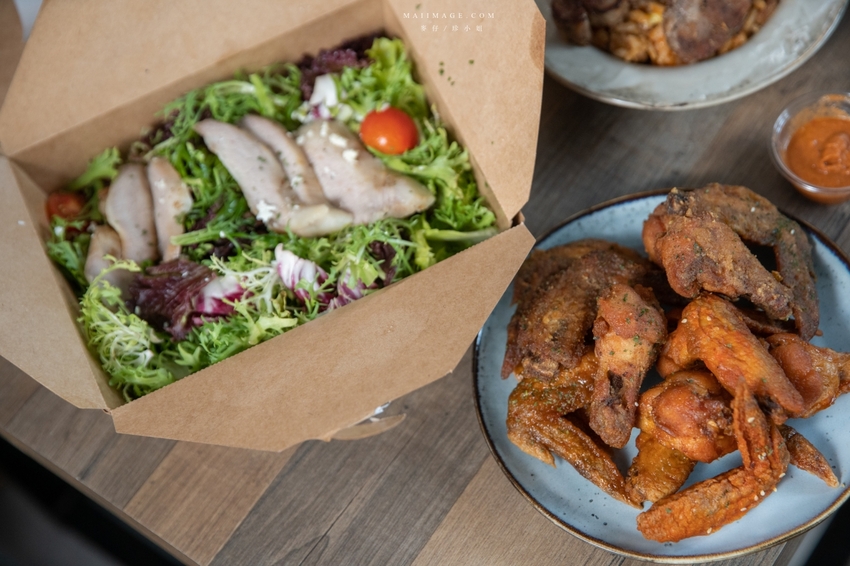 台北外帶美食|GUMGUM外帶外送餐酒館料理輕鬆品嚐,防疫一起加油、從在家吃雞做起,台北信義區外帶外送推薦 @麥仔の攝影手札