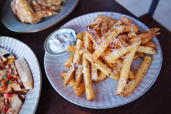 GUMGUM Beer & Wings 餐酒