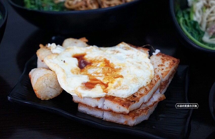 太原路必吃人氣平價美食｜經典麵食麻醬任你加，新品元寶芋頭粿、仙草凍強勢登場！！