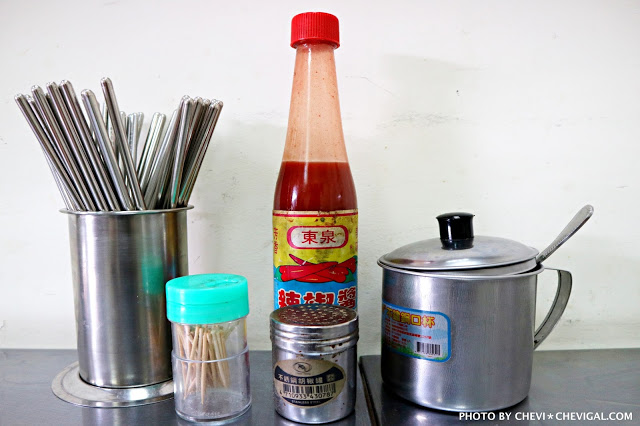 台中北屯│立偉麵食(太原店)＊來自第二市場的一麵三吃超經典。綜合湯品用料澎派毫不手軟