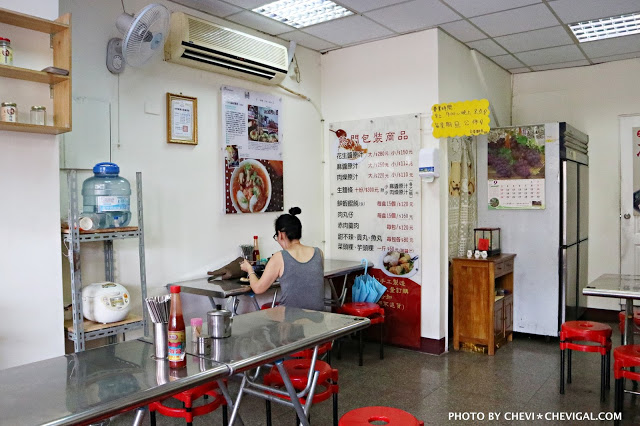 台中北屯│立偉麵食(太原店)＊來自第二市場的一麵三吃超經典。綜合湯品用料澎派毫不手軟