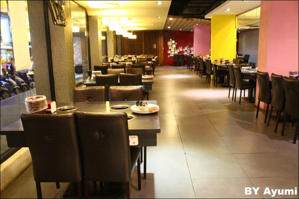 千葉火鍋(永和尊爵館)：［食記］千葉火鍋 / 永和尊爵館～海鮮、肉品、蔬菜、熟食、甜點、水果、生啤酒通通吃（喝）到飽啦！