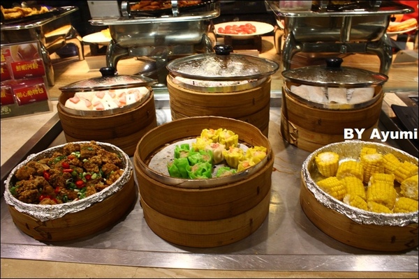 千葉火鍋(永和尊爵館)：［食記］千葉火鍋 / 永和尊爵館～海鮮、肉品、蔬菜、熟食、甜點、水果、生啤酒通通吃（喝）到飽啦！