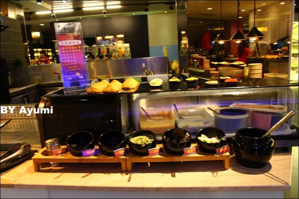 千葉火鍋(永和尊爵館)：［食記］千葉火鍋 / 永和尊爵館～海鮮、肉品、蔬菜、熟食、甜點、水果、生啤酒通通吃（喝）到飽啦！
