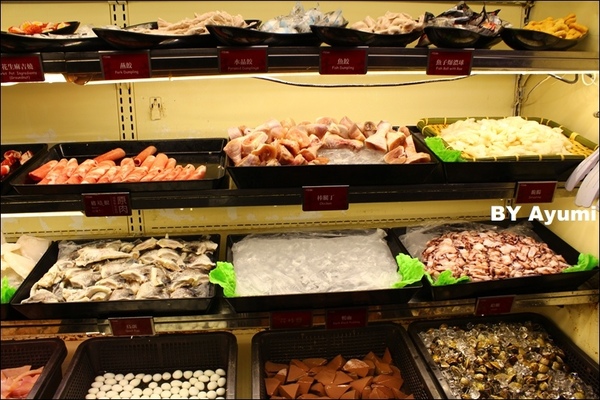 千葉火鍋(永和尊爵館)：［食記］千葉火鍋 / 永和尊爵館～海鮮、肉品、蔬菜、熟食、甜點、水果、生啤酒通通吃（喝）到飽啦！