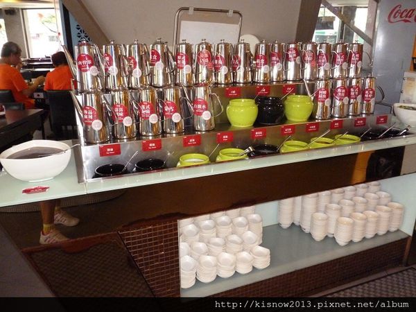 千葉10-湯類和醬料區.JPG 千葉10-湯類和醬料區.JPG