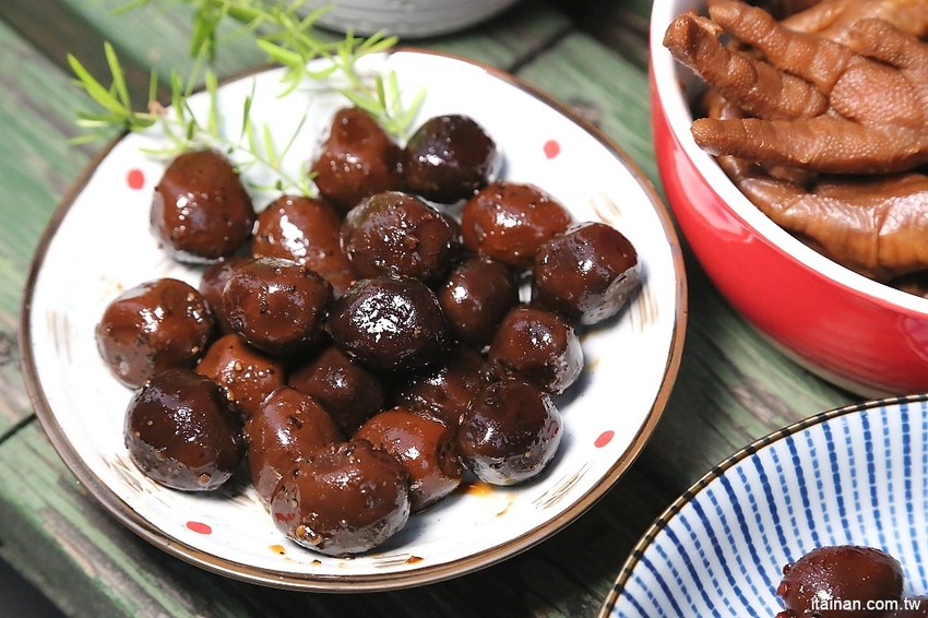 團購宅配美食 |鐵三娘私房料理~香Q鐵蛋、滷鳳爪、雪花Q餅!全省宅配台南可面交!!新年團購零食|年貨伴手禮 - 台南好Food遊