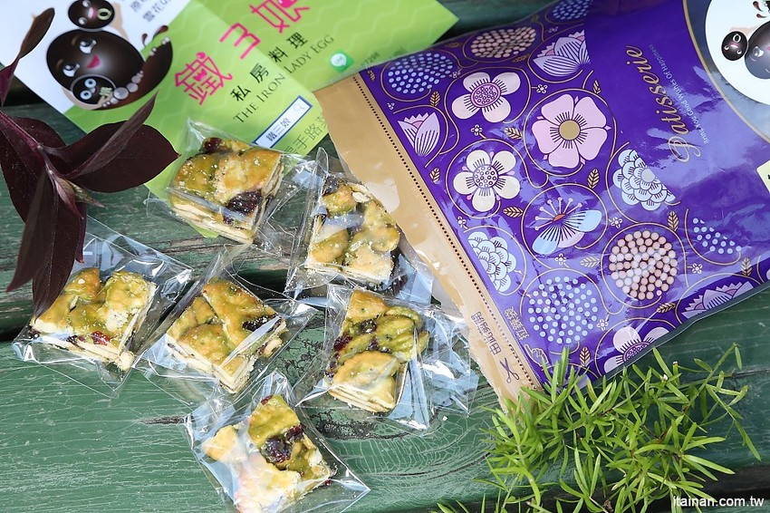 團購宅配美食 |鐵三娘私房料理~香Q鐵蛋、滷鳳爪、雪花Q餅!全省宅配台南可面交!!新年團購零食|年貨伴手禮 - 台南好Food遊