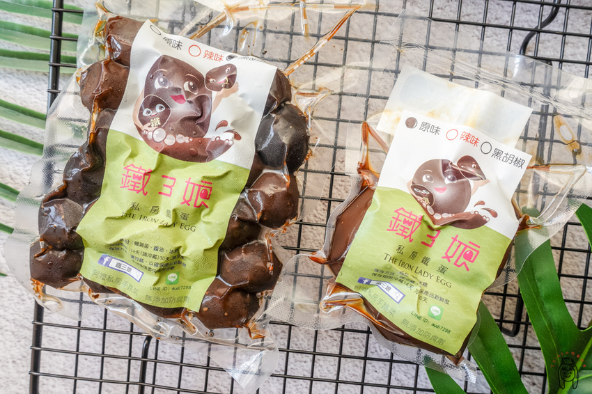 台南宅配團購美食 傳承阿嬤的秘方「鐵三娘私房料理」鐵蛋、鳳爪跟雪花餅,台南可面交,讓人忍不住嗑光,想一吃再吃。 - 丁Dingの吃貨日常