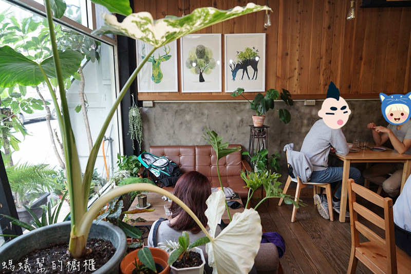 摩露啡molufi Cafe|員林隱藏版咖啡館，在植物園裡喝咖啡，特色烘焙點心，隱密又放鬆的秘密基地。 - 螞蟻幫的櫥櫃