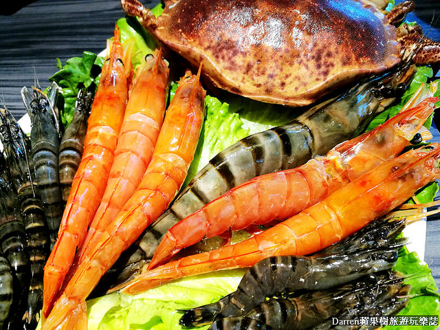 『桃園火鍋推薦』方圓涮涮屋(桃園大興店)★高CP值人氣鍋物大盤肉強勢插旗藝文特區/生猛海鮮超狂帝王蟹波士頓龍蝦平價高級肉專賣