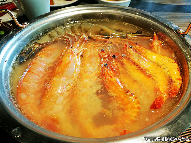 『桃園火鍋推薦』方圓涮涮屋(桃園大興店)★高CP值人氣鍋物大盤肉強勢插旗藝文特區/生猛海鮮超狂帝王蟹波士頓龍蝦平價高級肉專賣