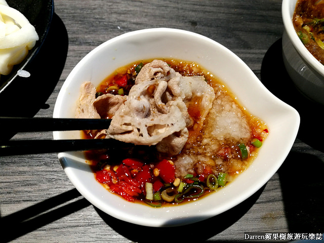 『桃園火鍋推薦』方圓涮涮屋(桃園大興店)★高CP值人氣鍋物大盤肉強勢插旗藝文特區/生猛海鮮超狂帝王蟹波士頓龍蝦平價高級肉專賣