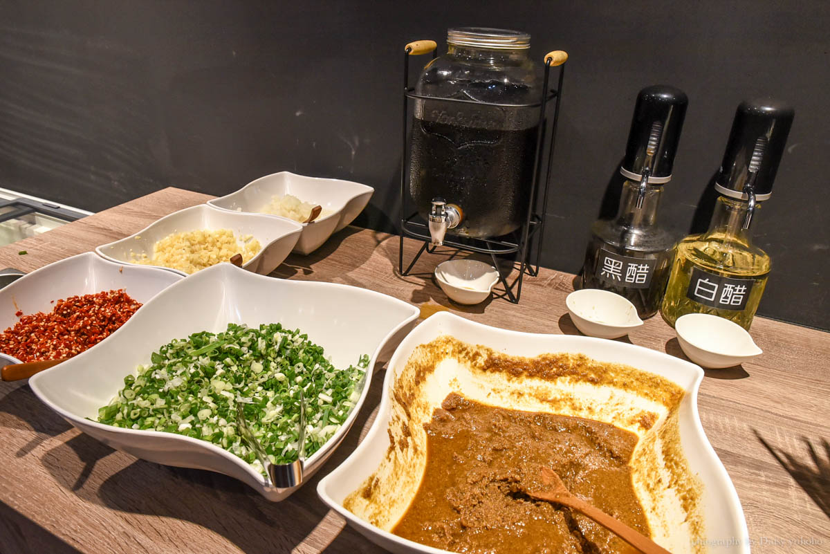 桃園海鮮火鍋 | 方圓涮涮屋．雙人無敵蝦爆鍋套餐 超誇張海鮮盤！！ | 黛西優齁齁 DaisyYohoho 世界自助旅行/旅行狂/背包客/美食生活